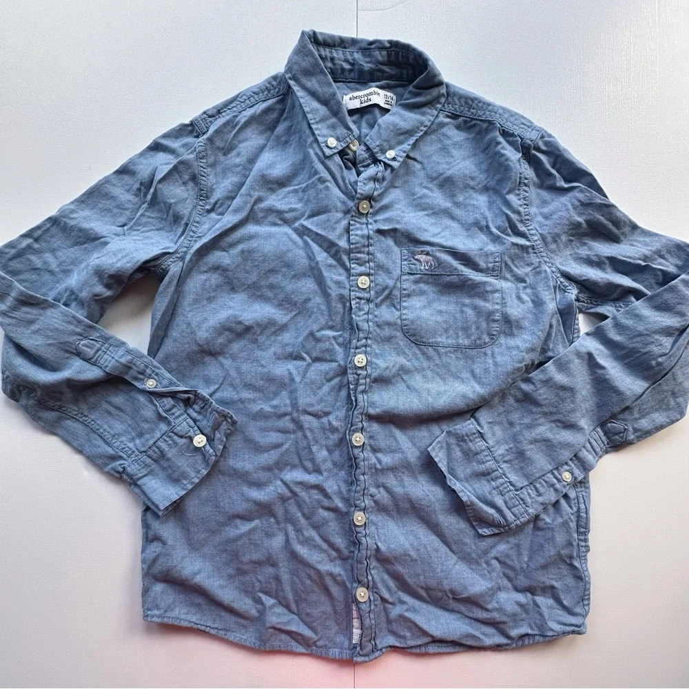 Abercrombie Kids blue denim-style long sleeve button down shirt boys 13/14
